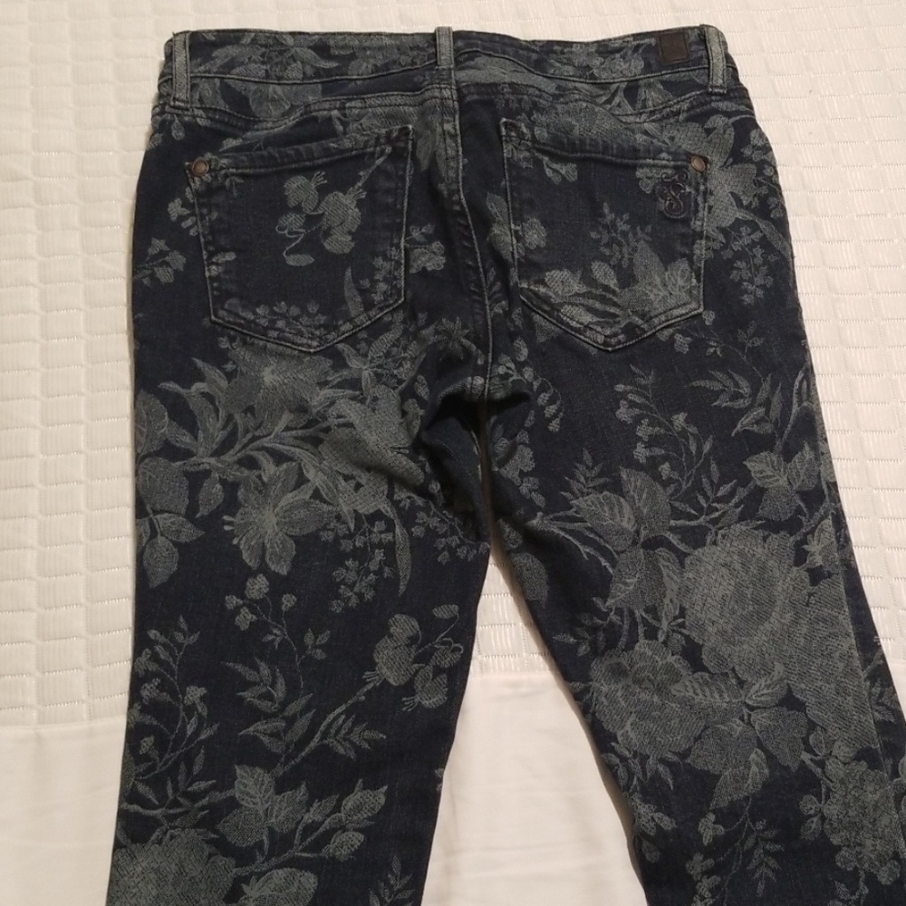 Pants - Picture 2 of 3